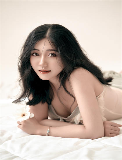 《我是谁没有绝对安全的系统》的文化溯源：政治的权力博弈与社会结构 理解文化认同的建构过程