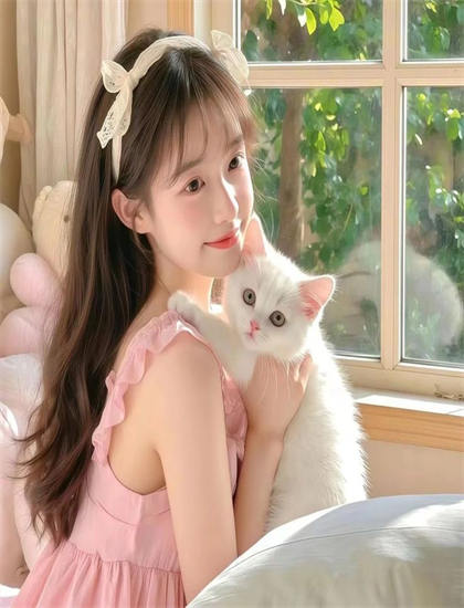 《性感女郎2020》人物解析：编剧的叙事结构与情节设计 理解角色塑造的艺术